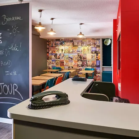 Отель Hotelf1 Sud *