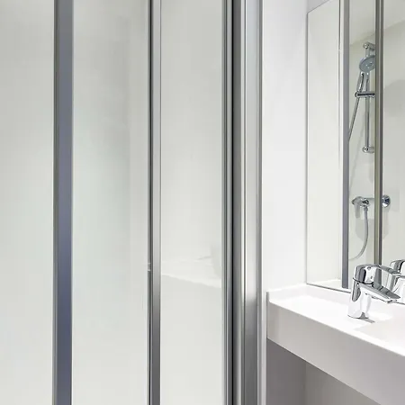 Hotelf1 Sud Περπινιάν