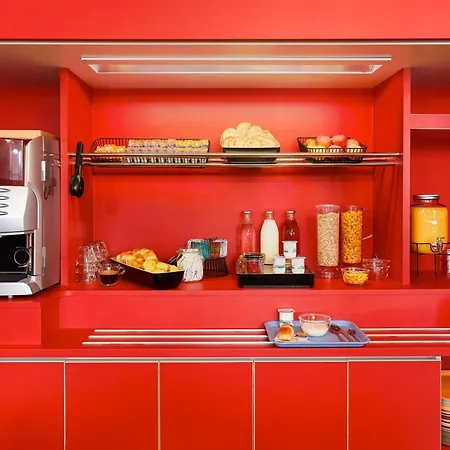 Hotelf1 Sud Perpignano