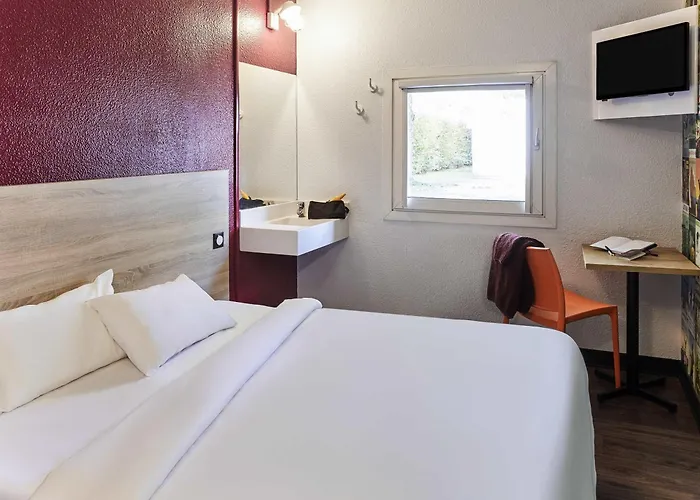 Hotelf1 Perpignan Sud