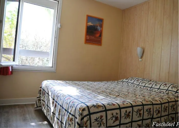 Hotelf1 Sud * Перпиньан